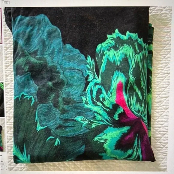 Floral Long Sleeve Turtleneck Top - Picture 5 of 9